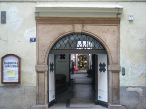 Palace of the rings